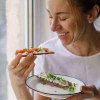 4 surprising factors behind that bloated feeling and how stop it