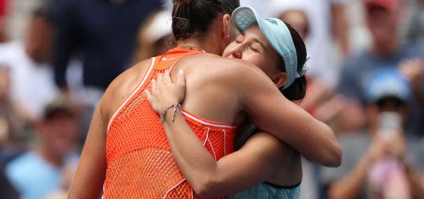 Sabalenka gets through tough test at the US Open, with Williams sisters in doubles action at night