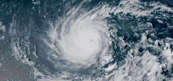Hawaii braces for major Hurricane Lowell, its third storm threat in a month