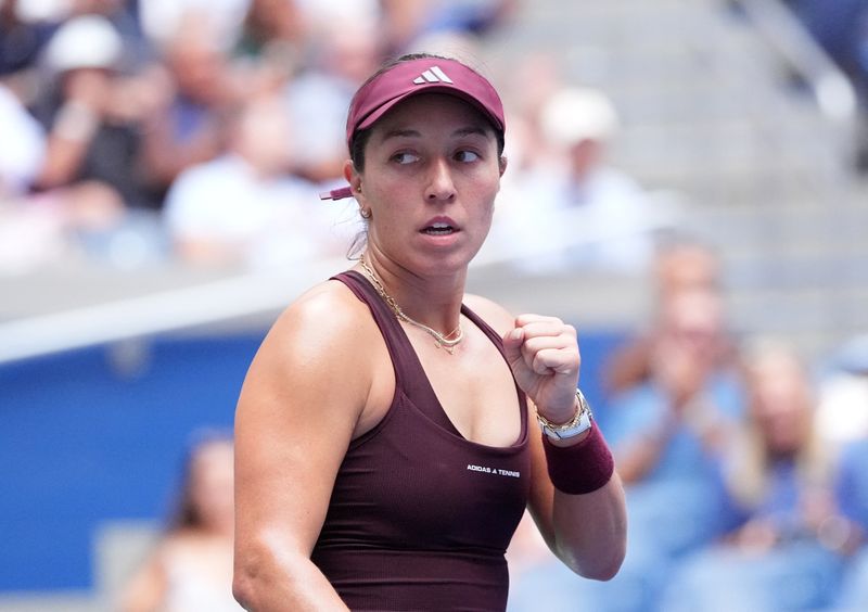 Tennis - U.S. Open - Flushing Meadows, New York, United States - September 4, 2026 Jessica Pegula of the U.S. celebrates winning the second set during her third round match against Canada's Leylah Fernandez IMAGN IMAGES via Reuters/Robert Deutsch