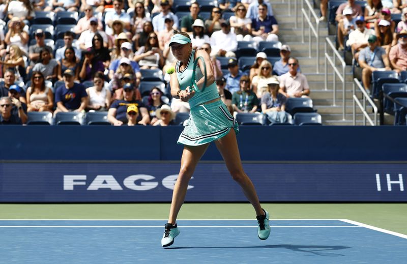 Tennis - U.S. Open - Flushing Meadows, New York, United States - September 5, 2026 Amanda Anisimova of the U.S. in action during her third round match against Austria's Anastasia Potapova