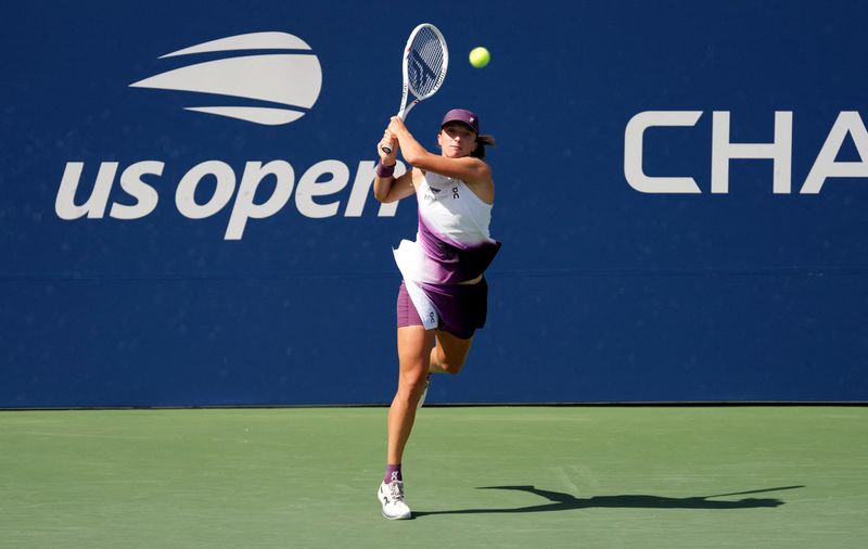 Tennis - U.S. Open - Flushing Meadows, New York, United States - September 5, 2026 Poland's Iga Swiatek in action during her third round match against Czech Republic's Marie Bouzkova IMAGN IMAGES via Reuters/Jerry Lai