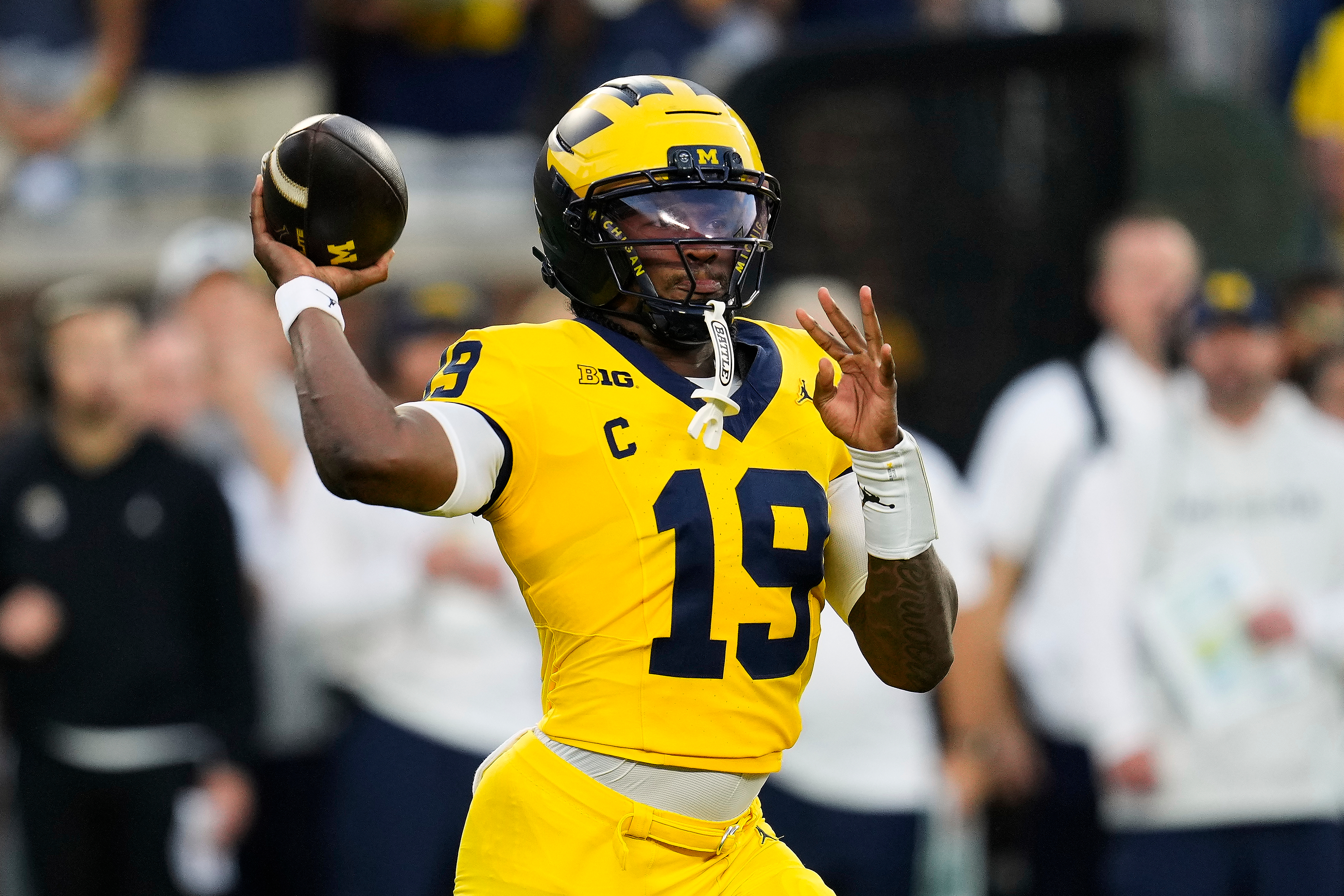 Wait just a second: No. 16 Michigan catches second-chance Hail Mary, survives scare vs WMU