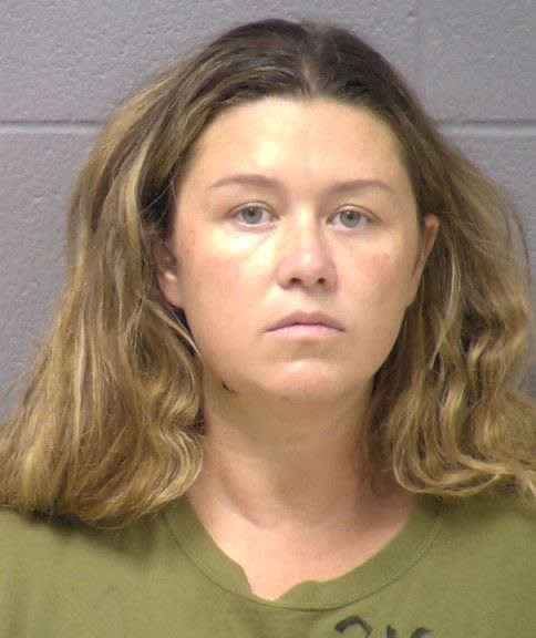 Illinois mother texted friends about Lindsay Clancy's murder trial hours before killing her 2-year-old, prosecutors say