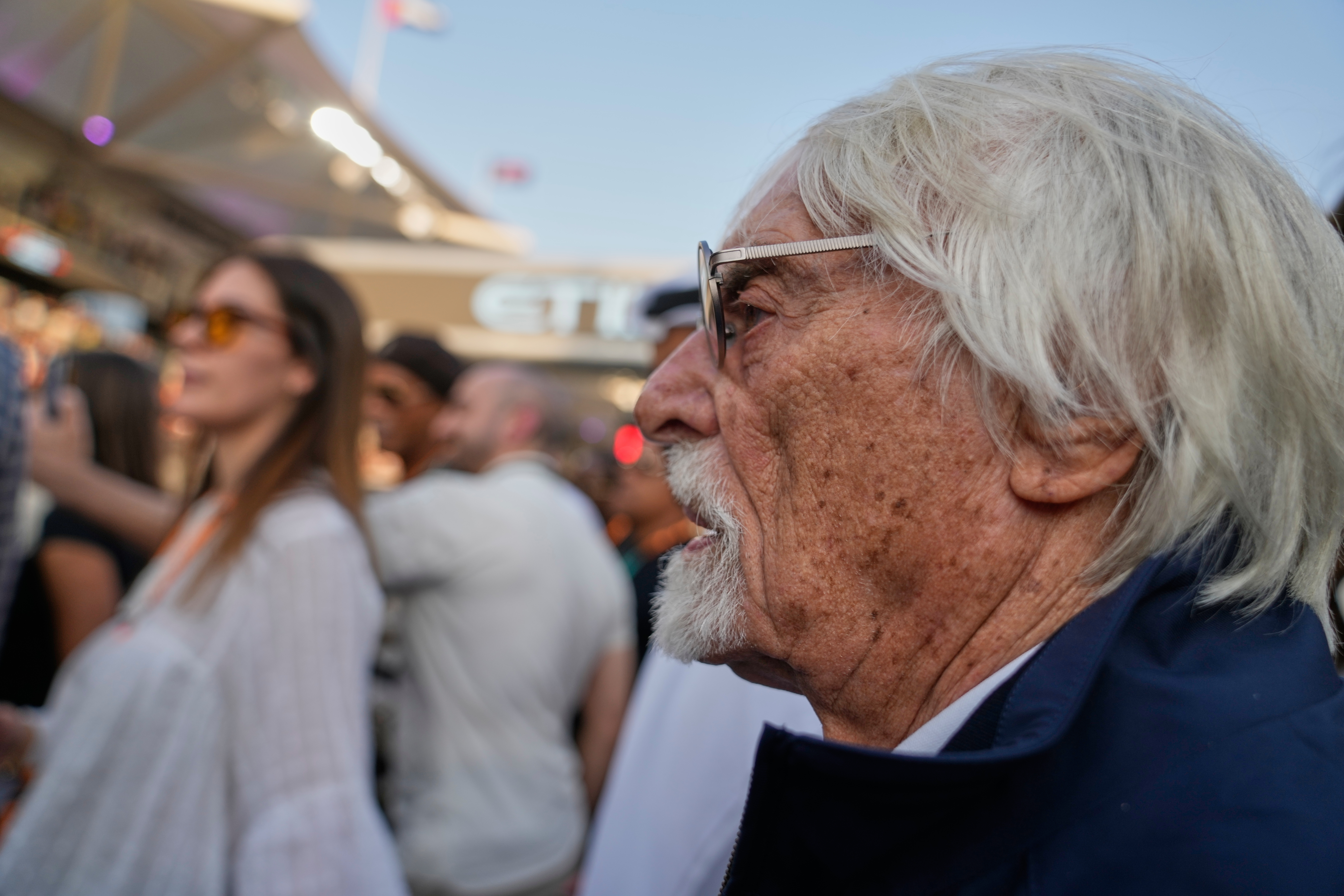 Ex-F1 boss Bernie Ecclestone detained at Portuguese airport for carrying shotgun
