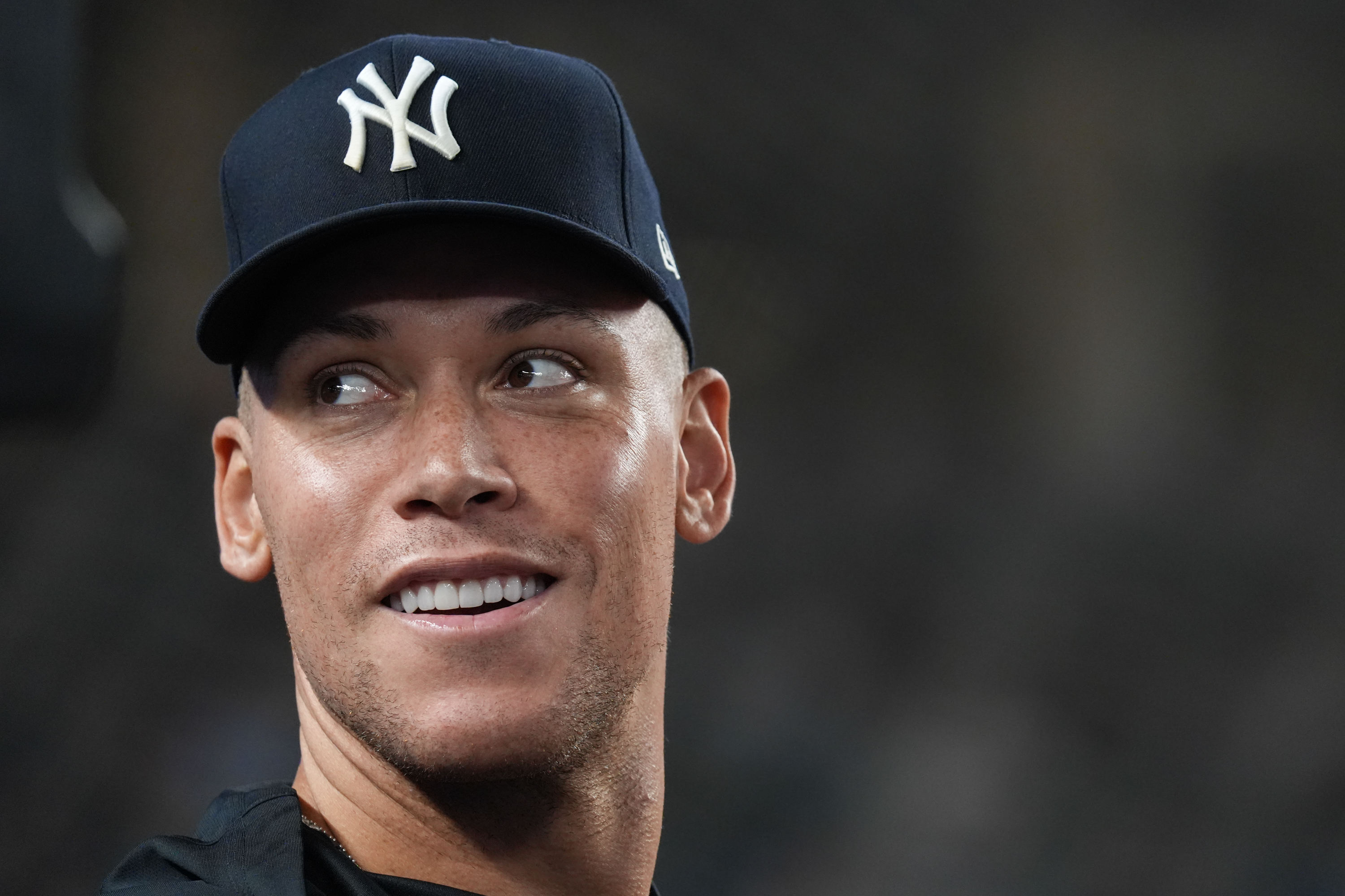 New York Yankees' Aaron Judge smiles towards fans during a baseball game against the Houston Astros, Wednesday, Aug. 26, 2026, in New York. 