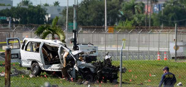 All 5 killed in Miami cargo jet crash were in a van used by plane cleaners