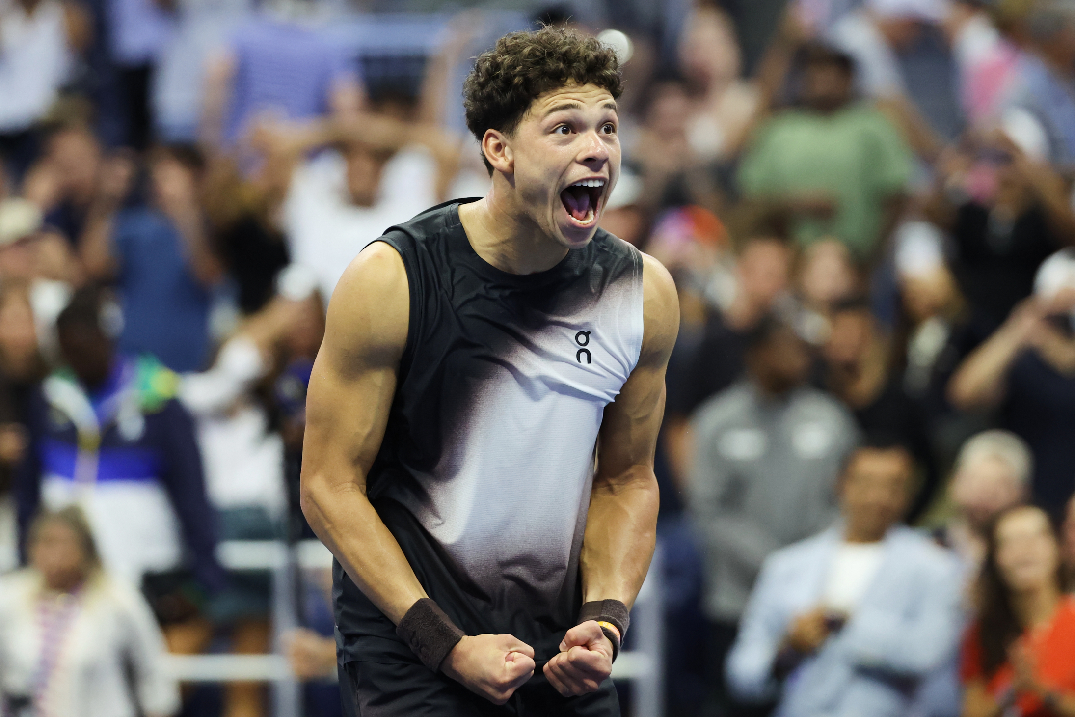 Ben Shelton, of the United States, celebrates after winning against Carlos Alcaraz, of Spain, inthe quarterfinal round of the U.S. Open tennis championships, Wednesday, Sept. 9, 2026, in New York. 