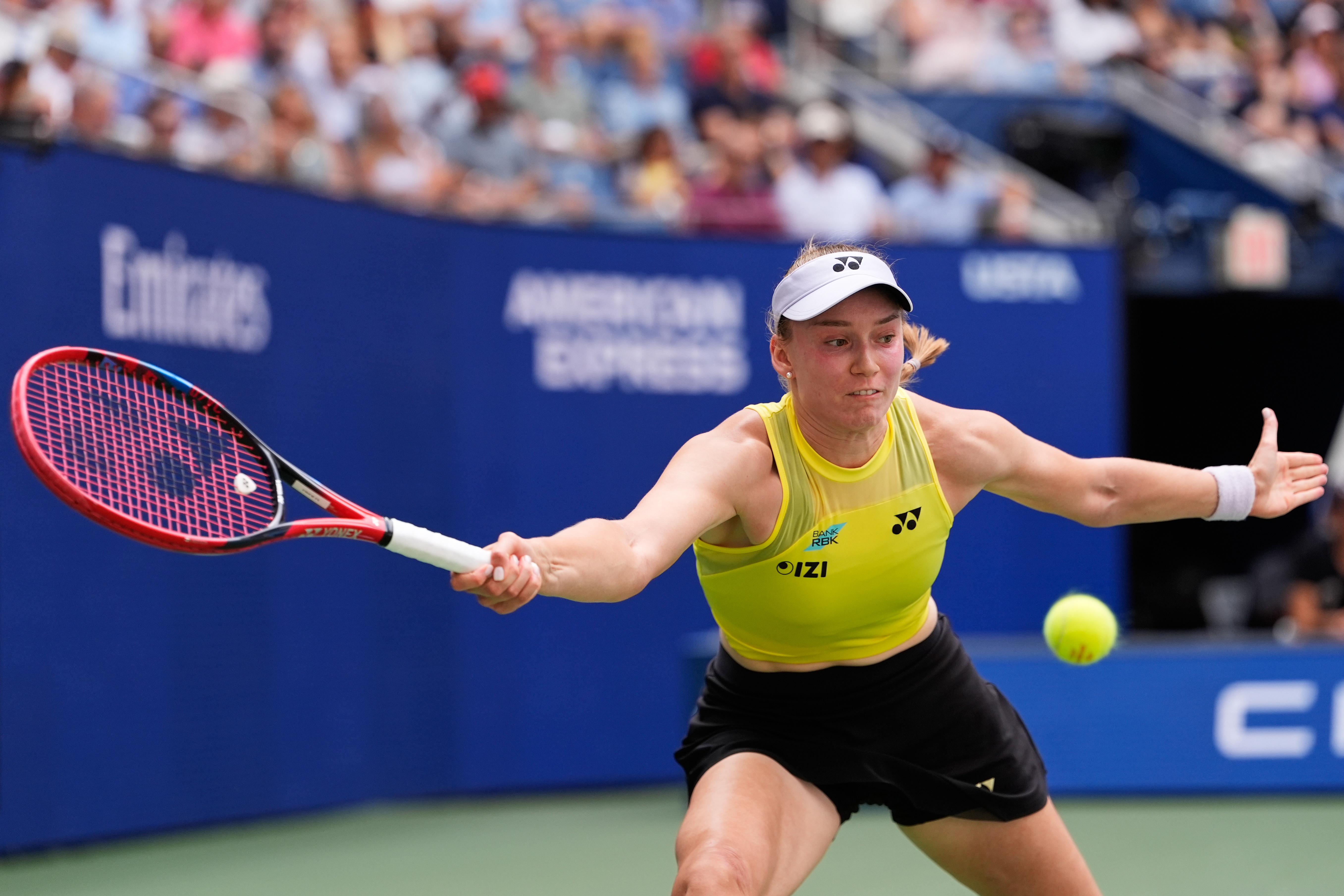 Elena Rybakina beats Zheng to reach US Open semifinals and move to No. 1 in the women's rankings