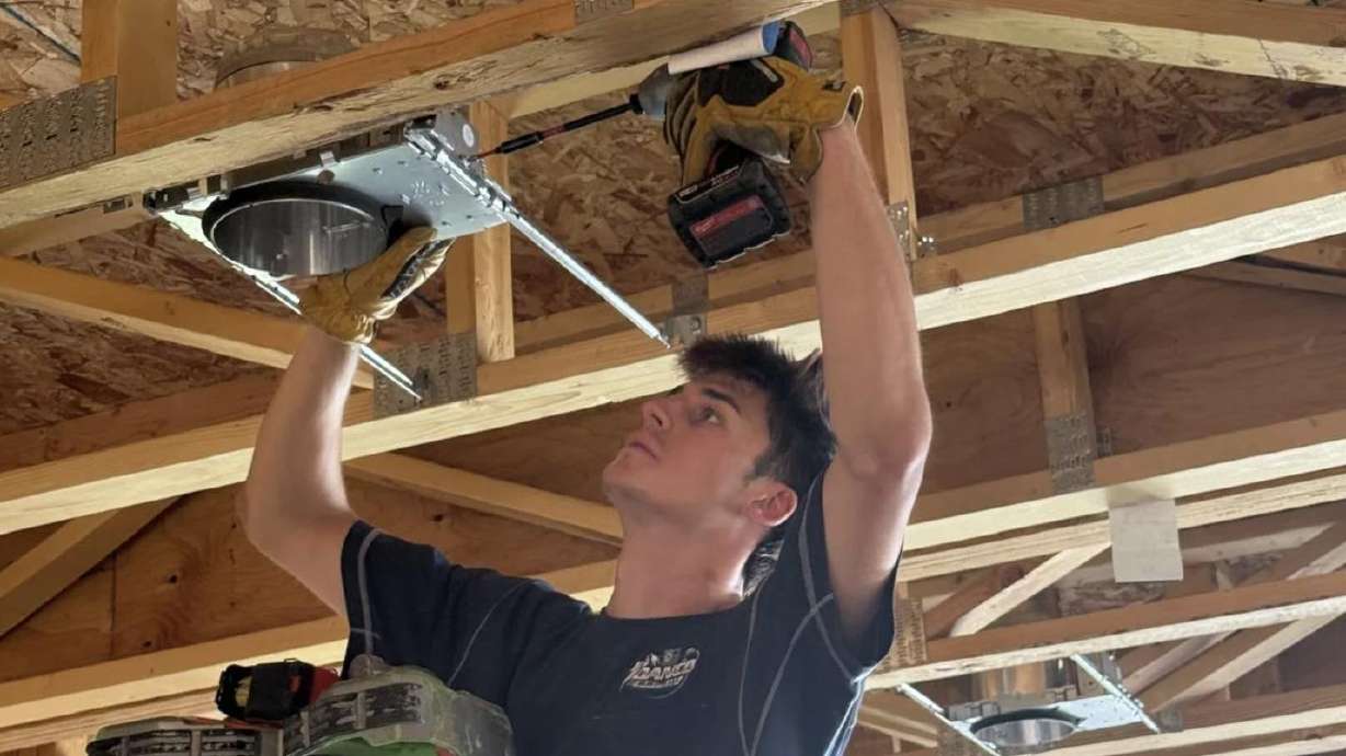 The complete guide to choosing a qualified Utah electrical contractor