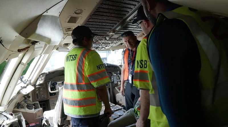 One pilot flagged excessive speed before Miami cargo crash, NTSB says