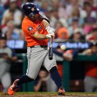 Astros' Jose Altuve doubles in 3rd inning vs. Phillies for 2,500th career hit