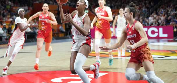 US women storm past Hungary 108-56 to reach FIBA World Cup semifinals