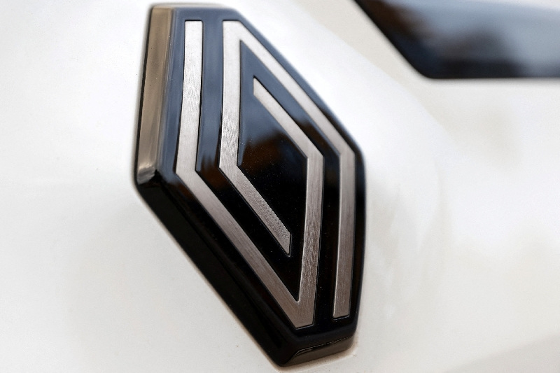 Renault to build pickup truck in Argentina aimed at South America's car buyers