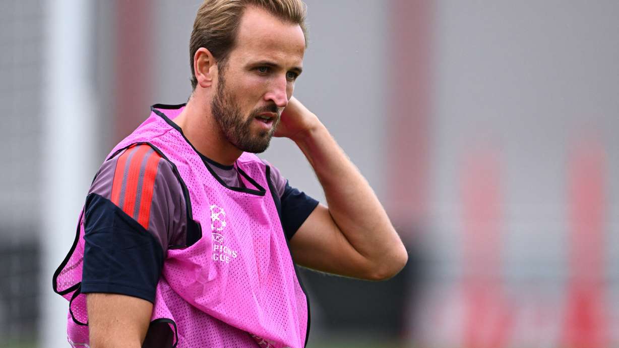 FC Bayern Munich's Harry Kane attends a team training session a day before their group stage Champions League soccer match between Bayern Munich and Bodø/Glimt, in Munich, Germany, Wednesday, Sept. 9, 2026.