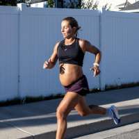 9-month-pregnant Utah mom aims to run mile in under 5 minutes