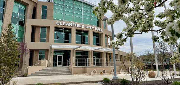 Clearfield leaders OK 180-day moratorium on data center development