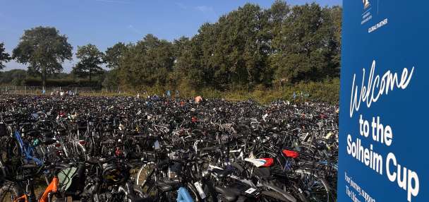 Solheim Cup fans arrive the Dutch way, with thousands of bikes at Bernardus Golf