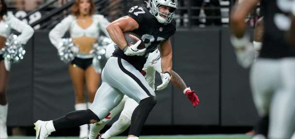 Raiders sign tight end Michael Mayer to a 3-year, $45M extension