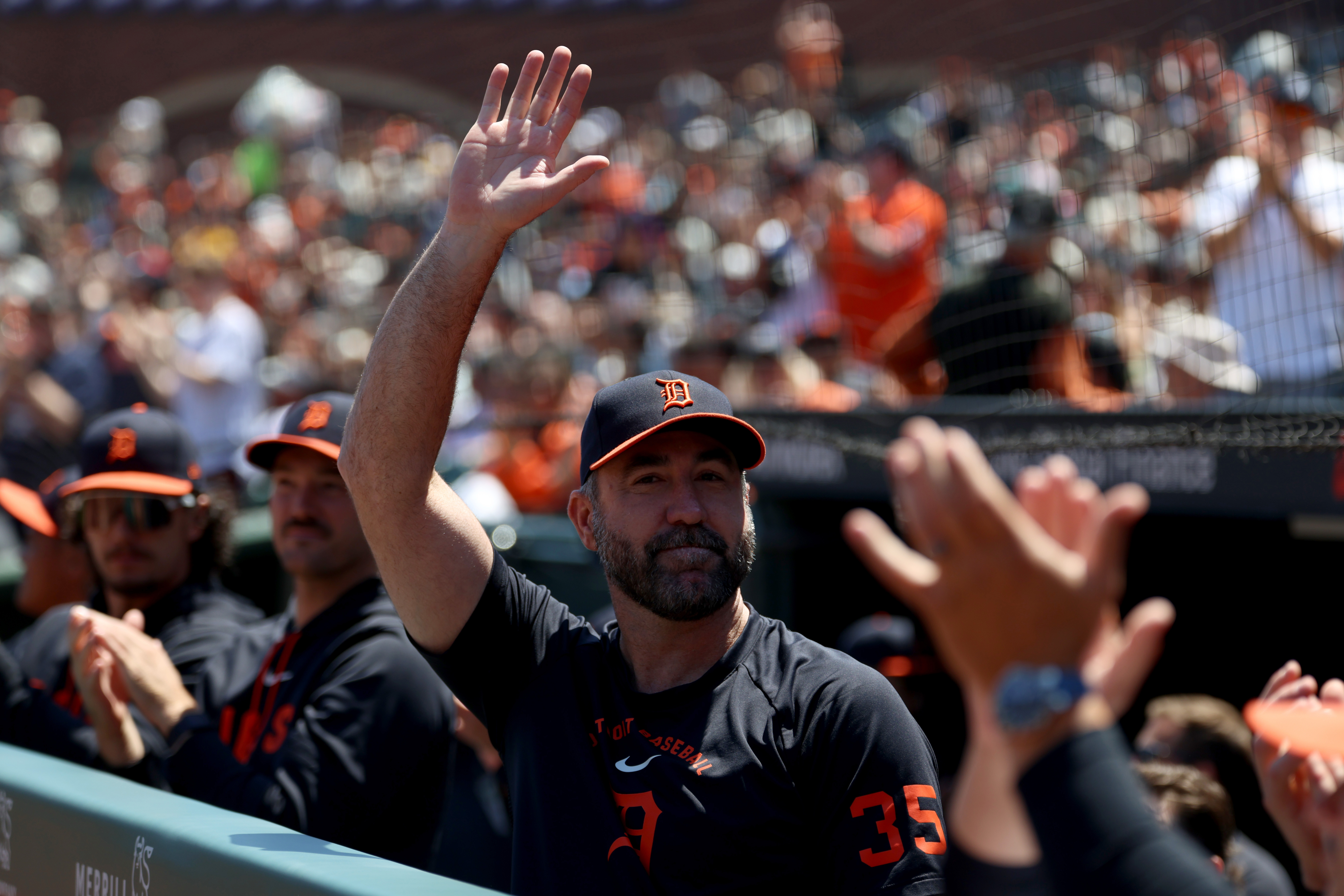 FILE - Detroit Tigers pitcher Justin Verlander, center, acknowledges the crowd during the second inning of a baseball game against the San Francisco Giants in San Francisco, on Aug. 9, 2026. 