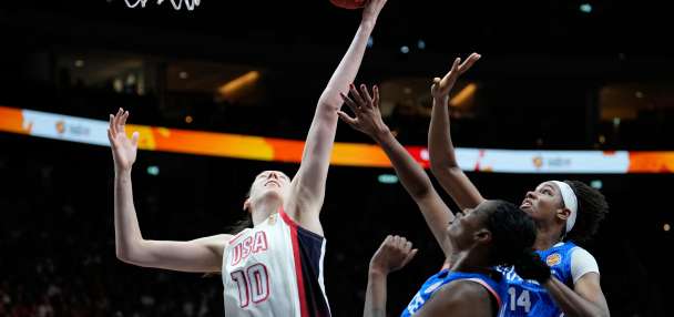 US wins fifth straight women's FIBA World Cup title, beating France 97-79