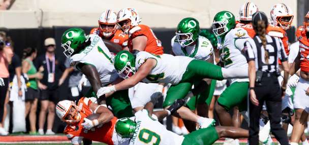 Texas takes No. 1 in the AP Top 25, Oregon falls and Michigan returns