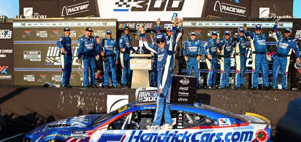 Kyle Larson surges to second in NASCAR postseason Chase heading to Bristol track he's dominated