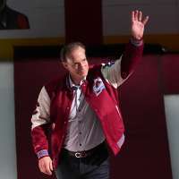 Joe Sakic plans to indefinitely stay in GM role for Avs with no search scheduled, AP source says