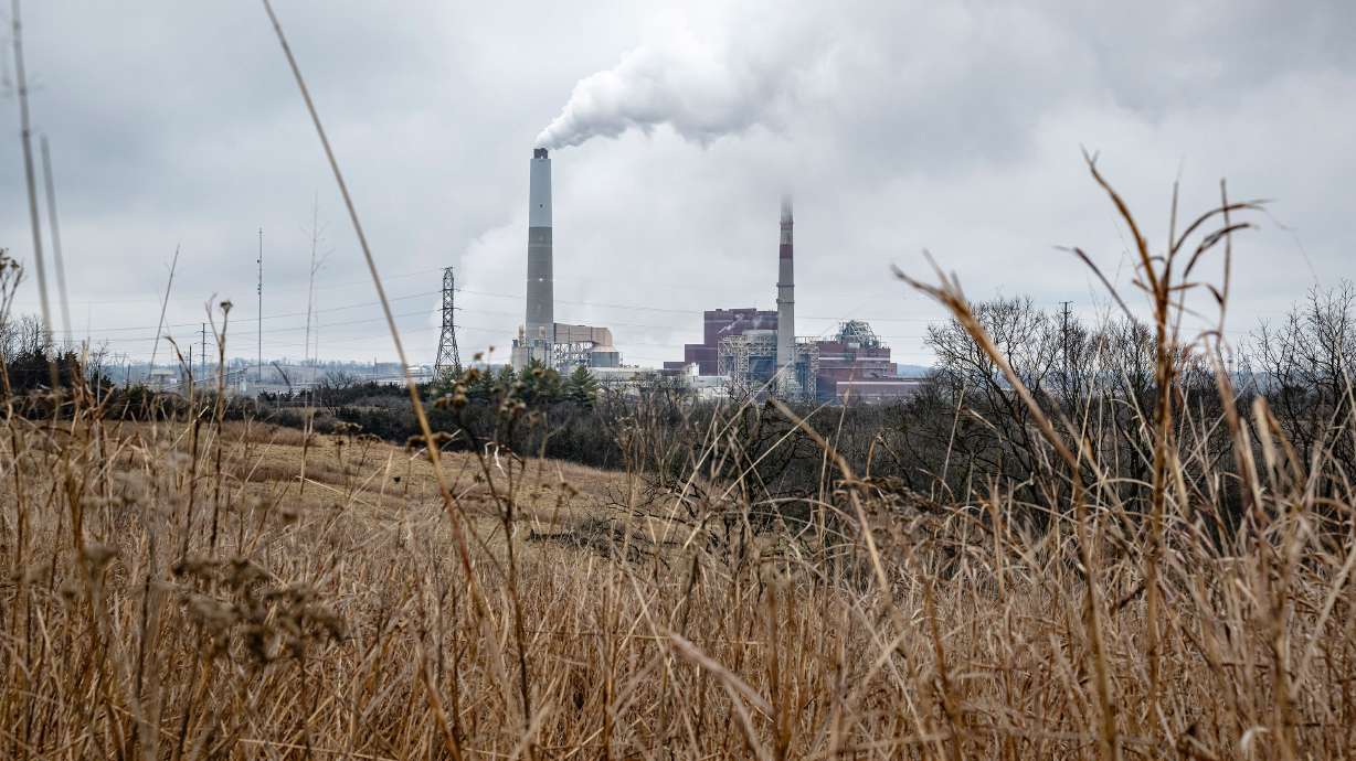 A coal-fired power plant in Harrodsburg, Kentucky, in February