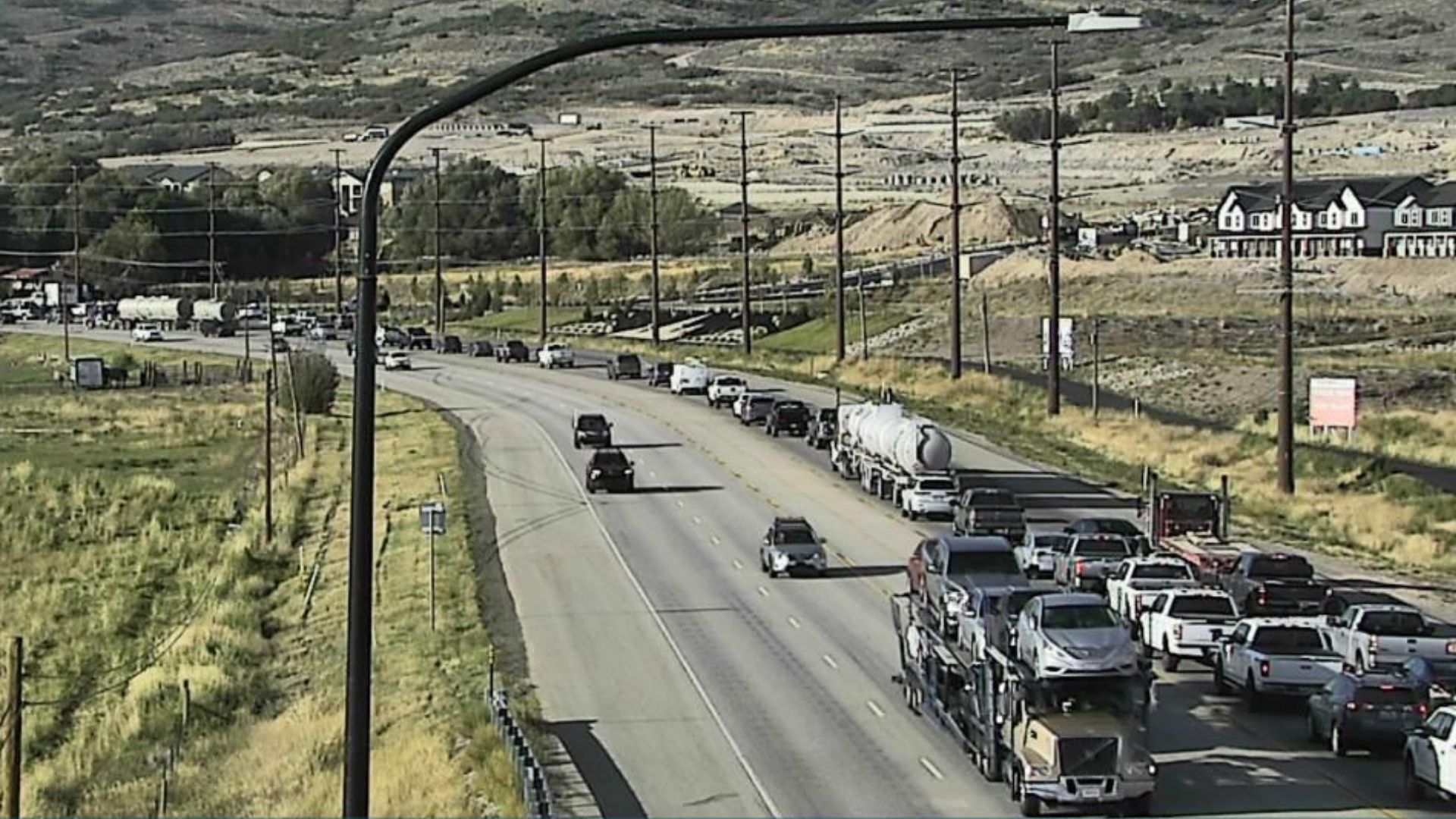 Fatal crash causing heavy delays near Heber
