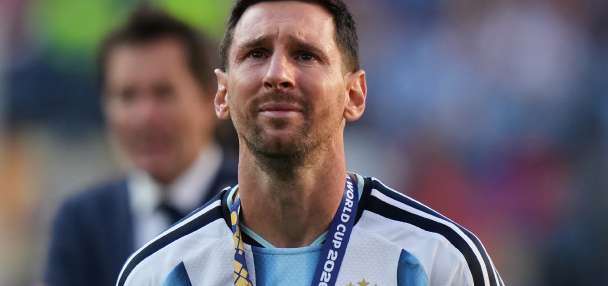Lionel Messi added to Argentina's roster for Oct. 6 friendly that team says will be farewell match