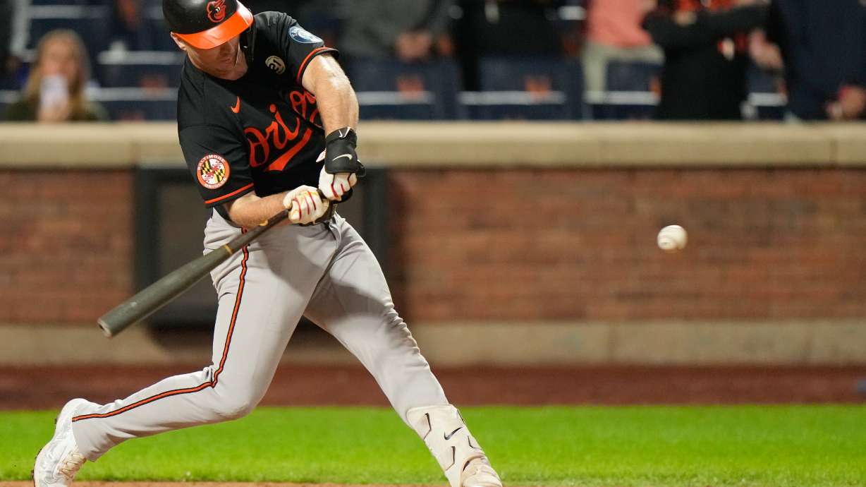 Baltimore Orioles' Pete Alonso hits a solo home run during the ninth inning of a baseball game against the New York Mets, Tuesday, Sept. 15, 2026, in New York.