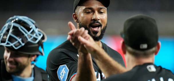 Sandy Alcantara comes out of the bullpen on 1 day of rest and earns 1st career save for Marlins