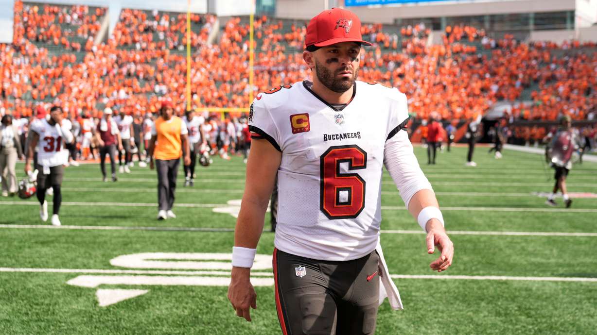 Tampa Bay Buccaneers quarterback Baker Mayfield (6) leaves the field after a 33-27 loss to the Cincinnati Bengals in an NFL football game Sunday, Sept. 13, 2026, in Cincinnati.