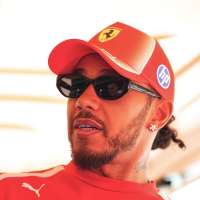 Lewis Hamilton denies he's sought to replace any staff at Ferrari as his F1 title bid fades