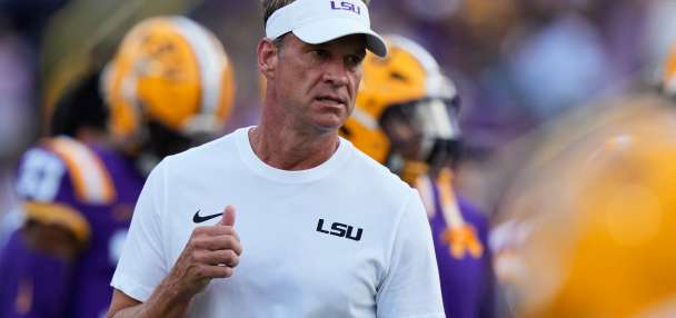 NFL says teams can't sign Zxavian Harris and Dae'Quan Wright after they attempted to play for LSU