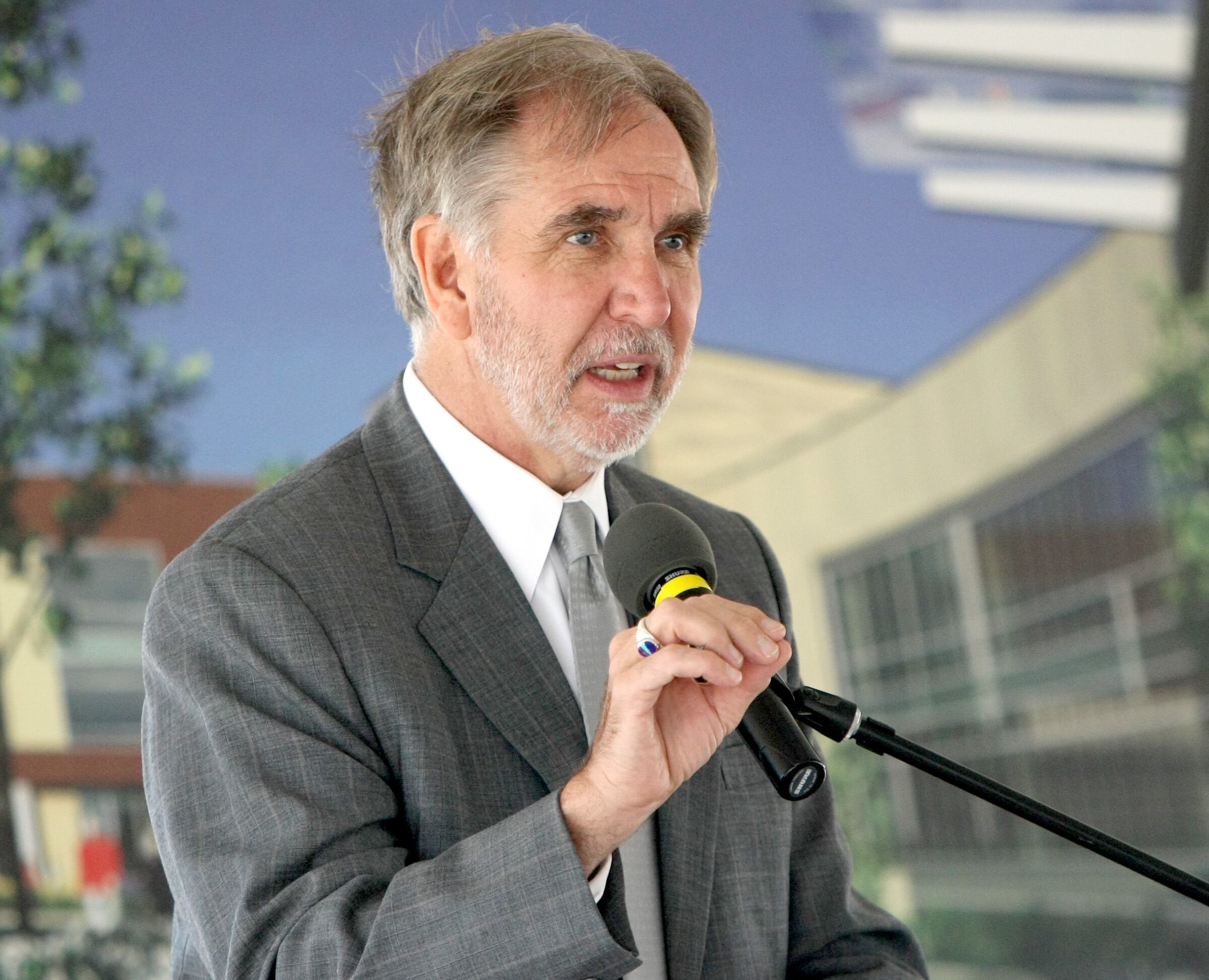 Former University of Utah president seeks confirmation as US ambassador to Serbia