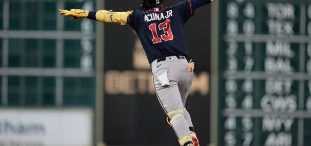 Atlanta Braves clinch 8th playoff berth in 9 years with victory over Astros