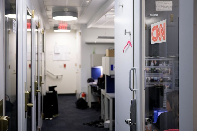 White House turns away CNN, MS NOW, Politico reporters after Trump's ban