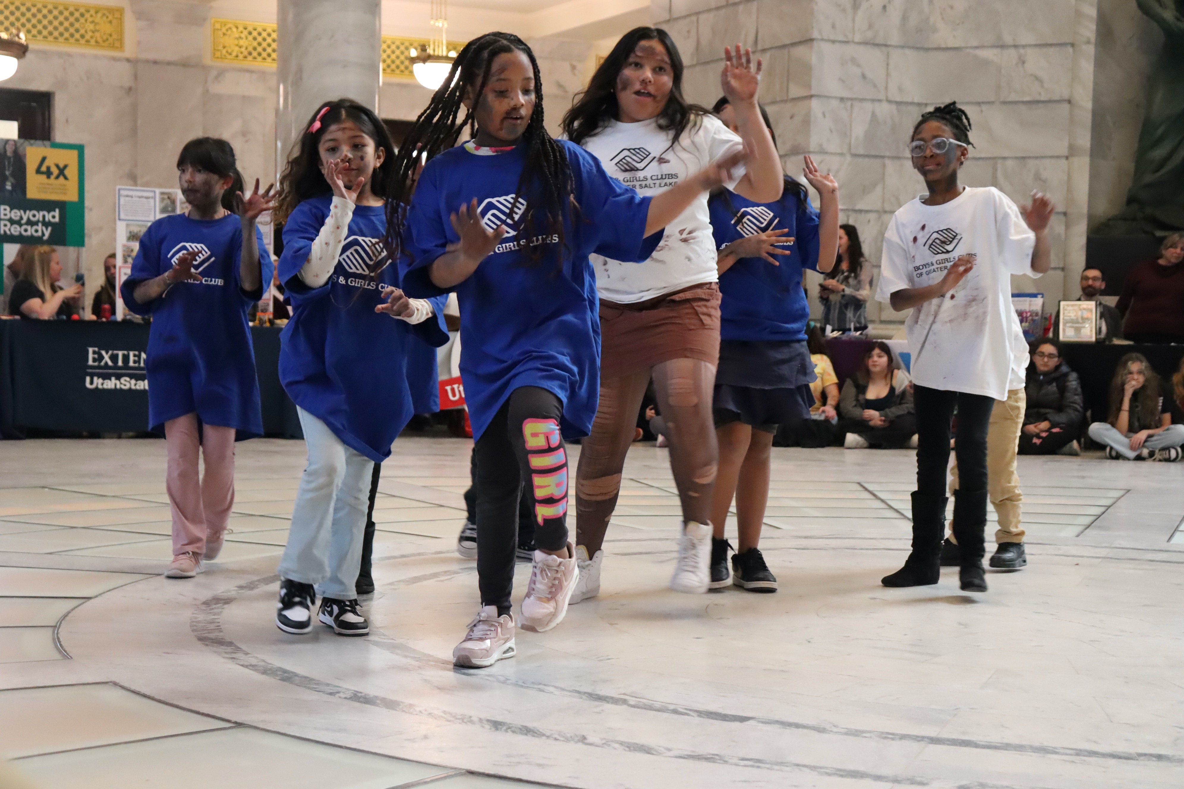 The school day ends before the workday. Utah parents are feeling the gap