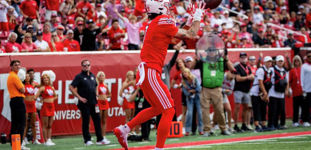 Braden Pegan hauls in 2 TDs against former team as No. 17 Utah shuts out Utah State
