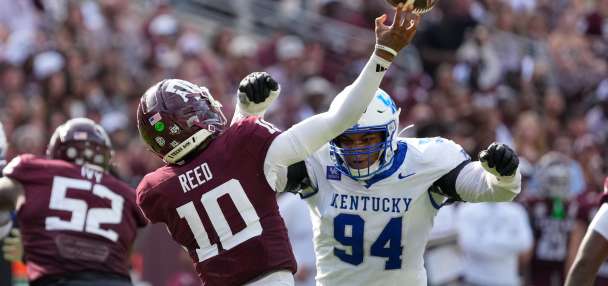 Mike Elko after Kentucky loss: 'No positives' as No. 9 Texas A&M fades after halftime