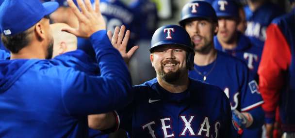Texas Rangers at .500 go into final week leading AL West, have been close to top all year