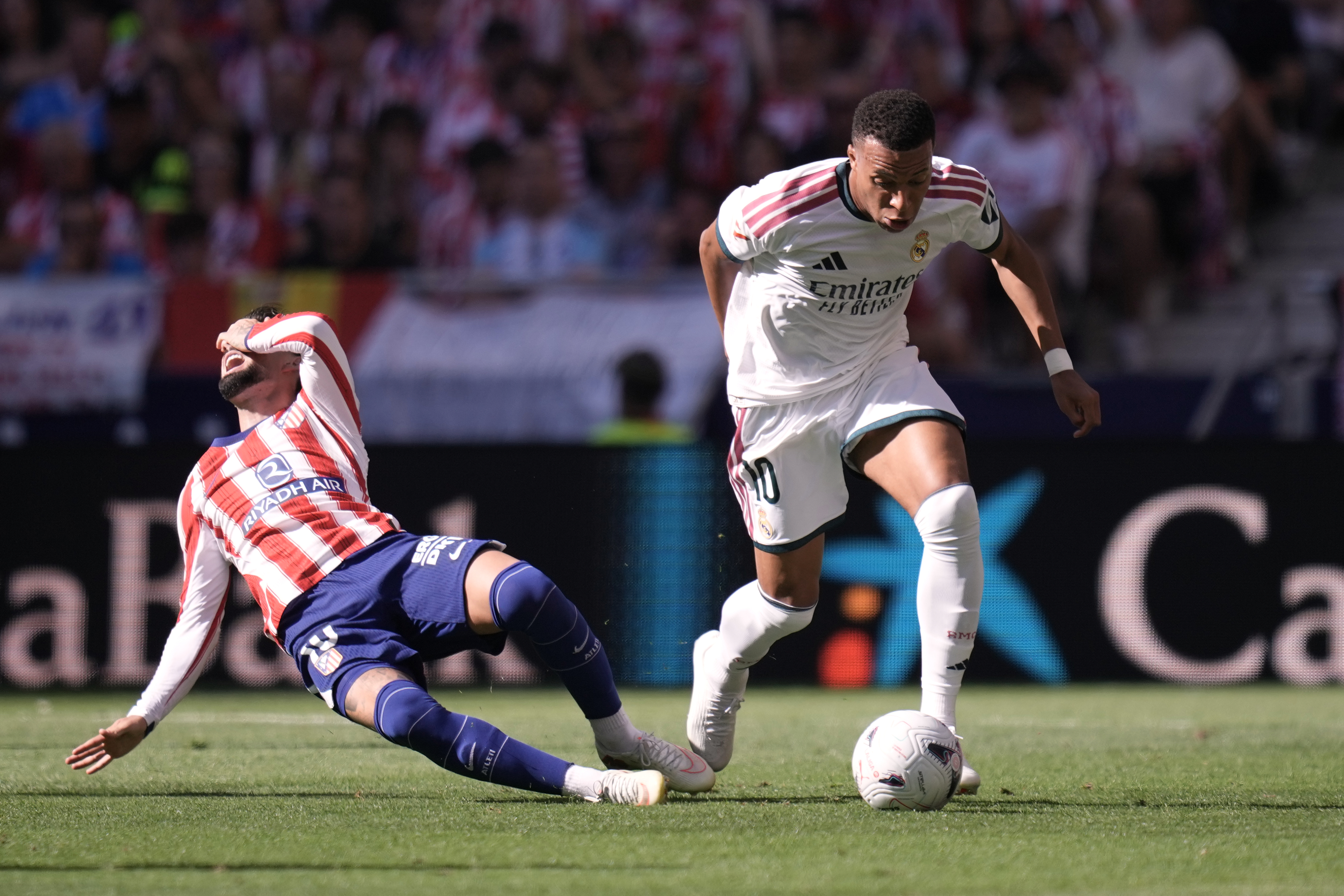 Mbappé brushes off talk of tension with France teammate Dembélé as Ballon d'Or race heats up