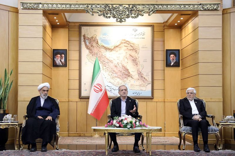 Iran, US hint at revival of talks as Trump, Pezeshkian due to attend UN