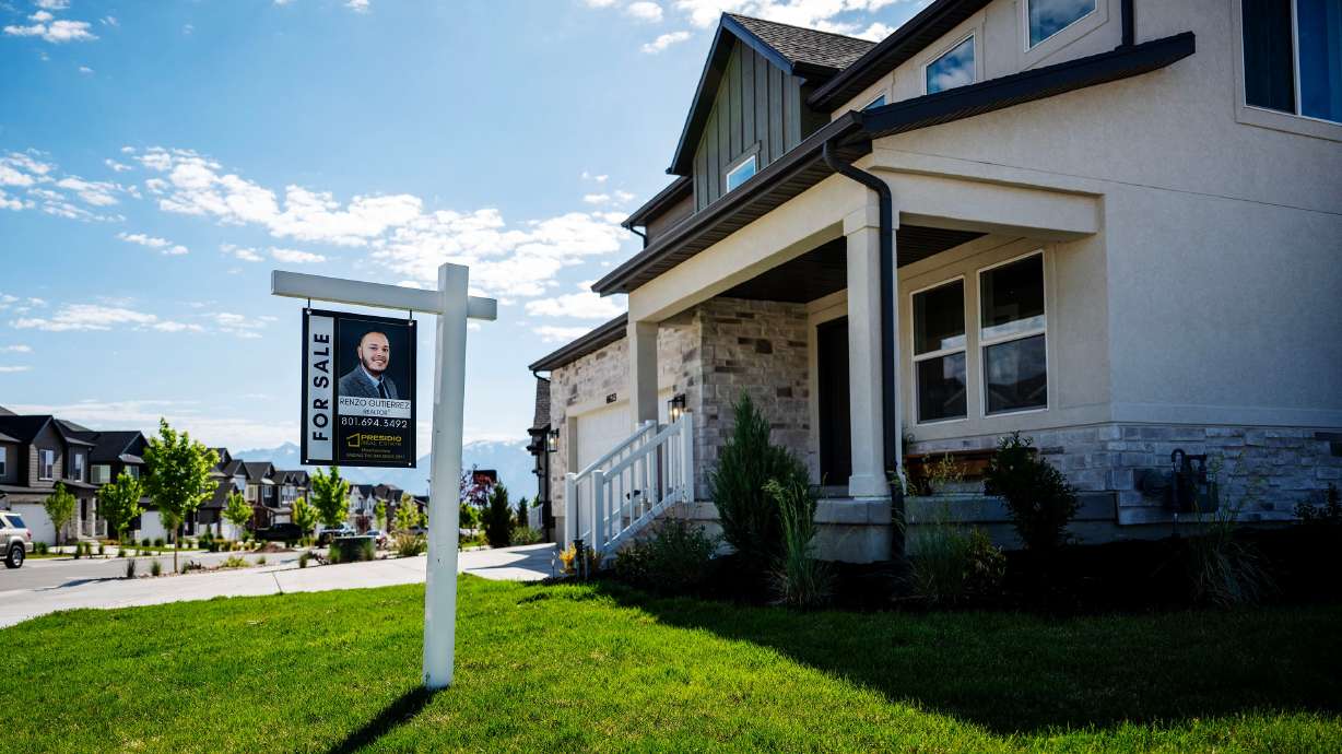 Nearly 45% of home sellers in the U.S. provided concessions to buyers this summer, according to a new analysis by the online real estate brokerage Redfin.