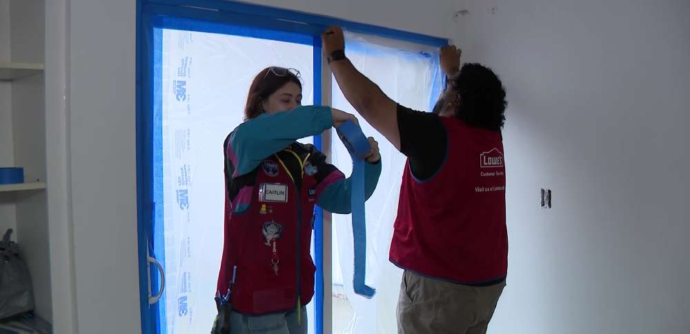 Lowe's employees give back to their community on Red Vest Day