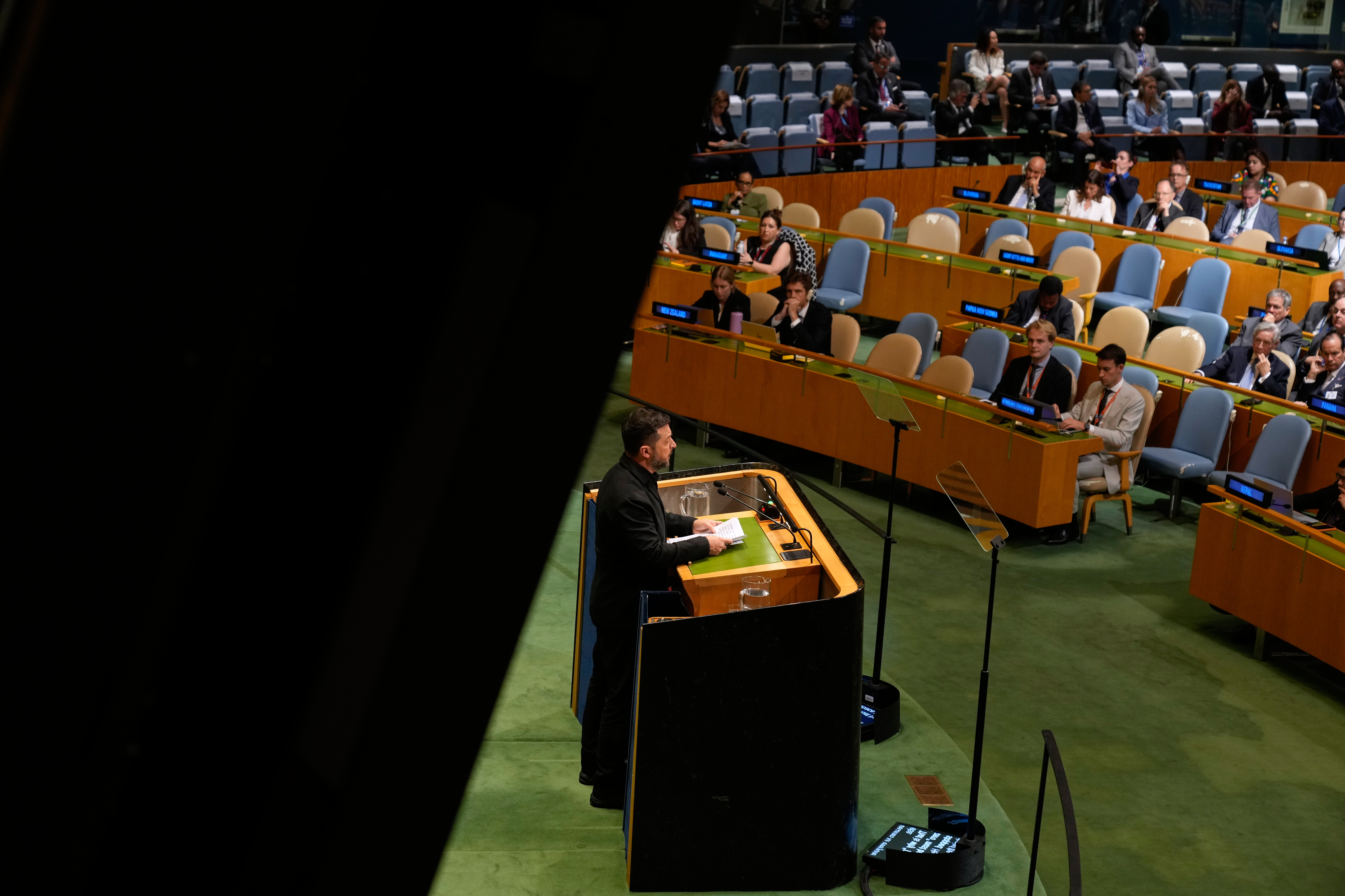 Zelenskyy, at UN, urges leaders to keep choking Russia's revenues and impede its war efforts