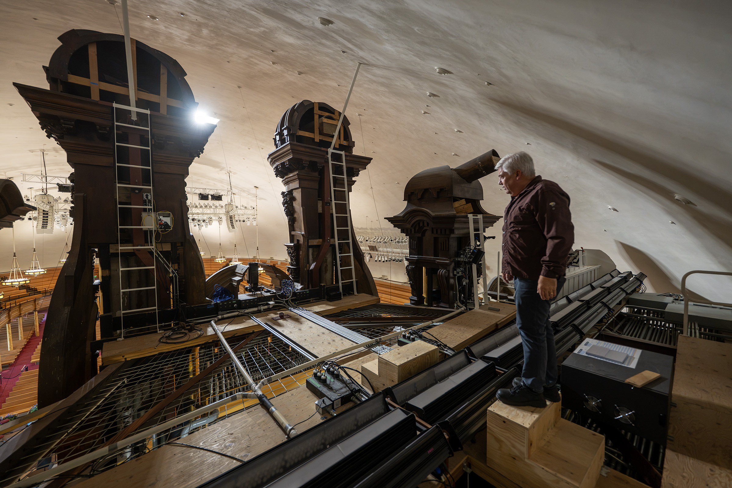 'We love this building': Constant care preserves Salt Lake Tabernacle's craftsmanship and sound