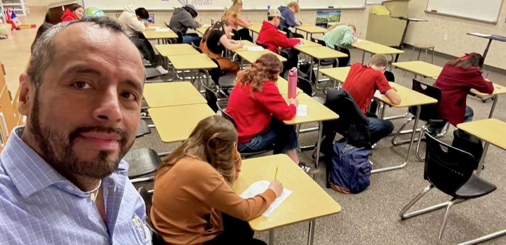 Peruvian teacher with expiring visa focus of campaign to keep him at Vernal school